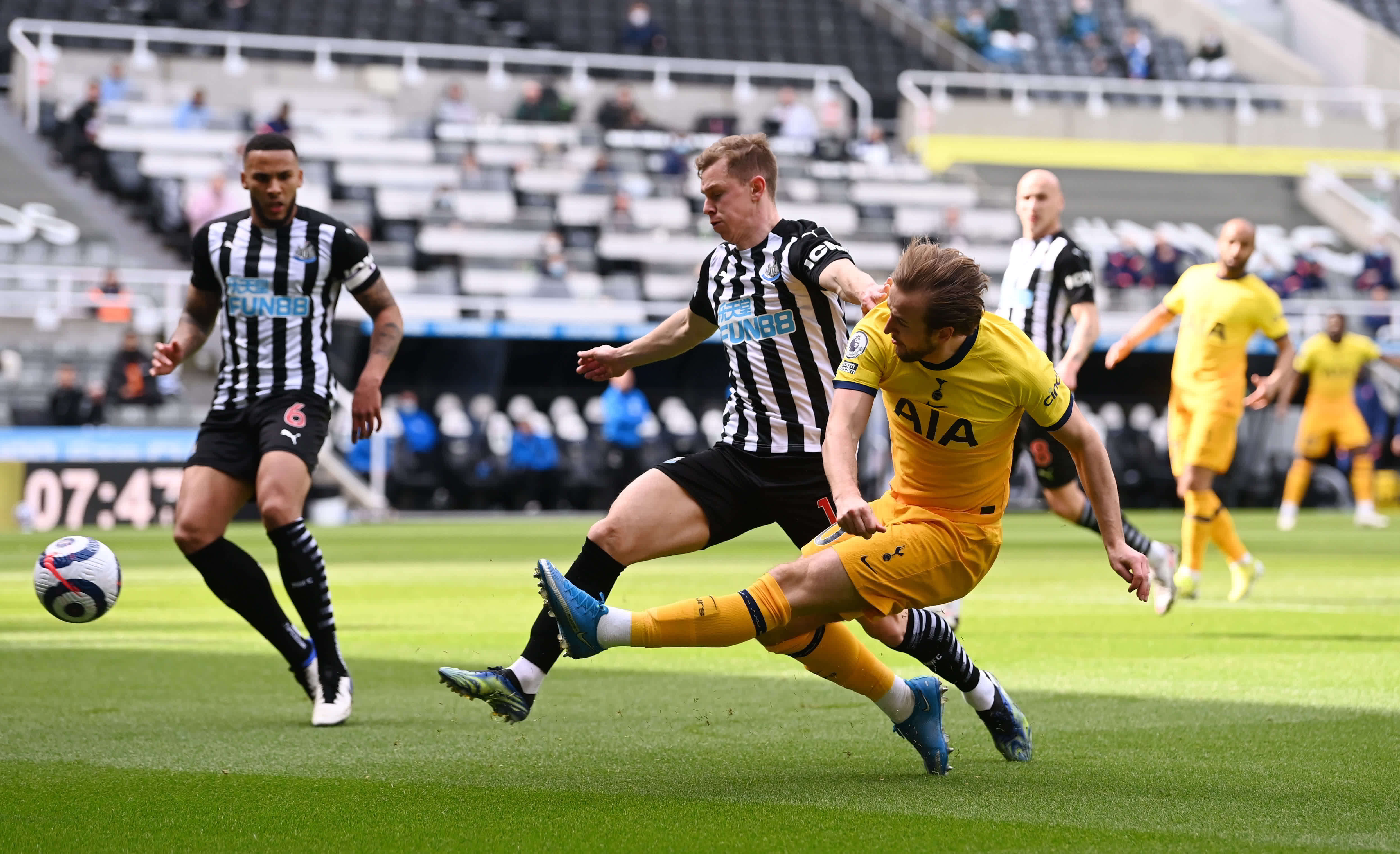 里完成的 里完成的