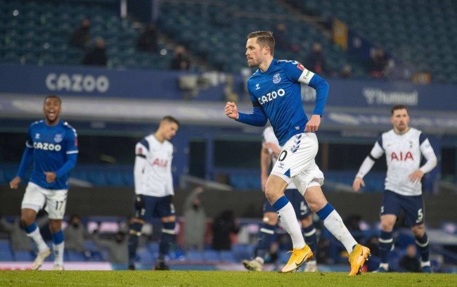 以及在強強 以及在強強