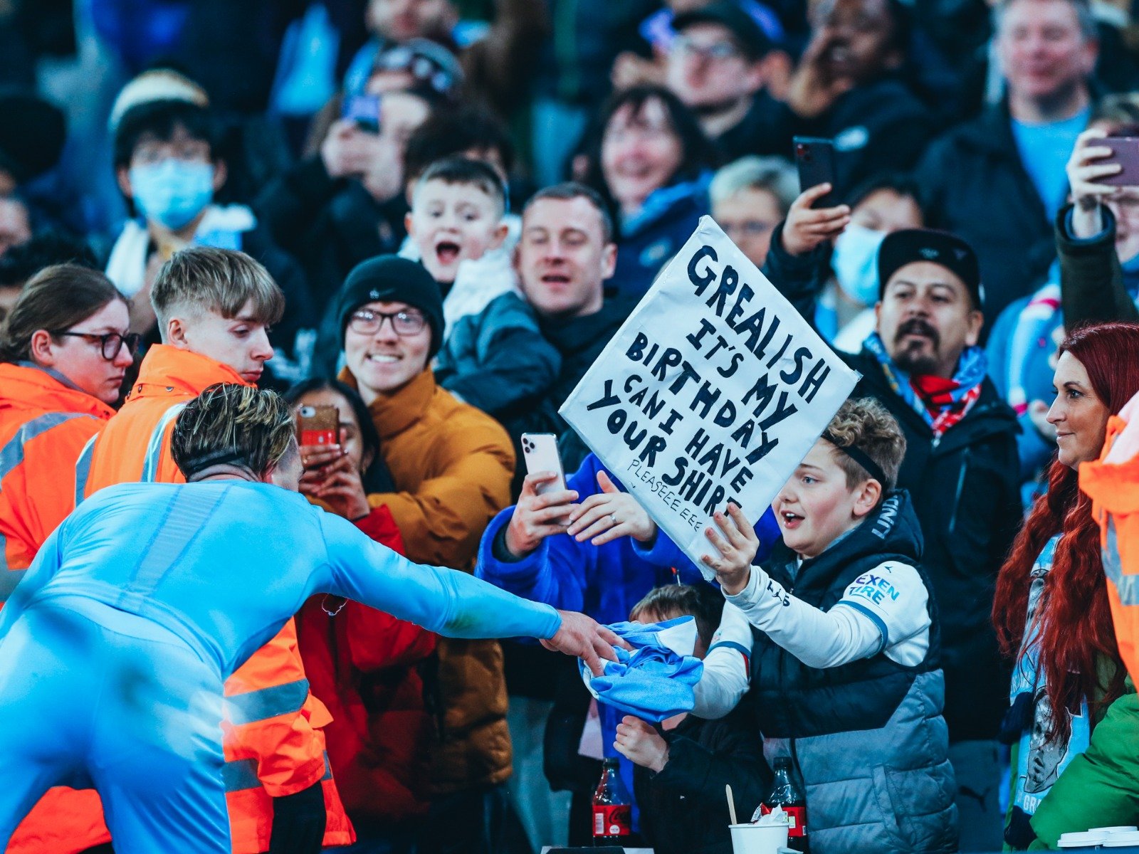 凭借主场优 凭借主场优